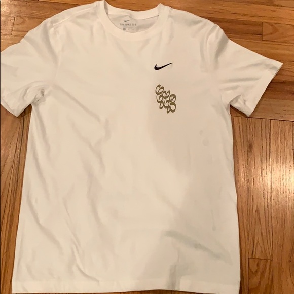 clb nike tee